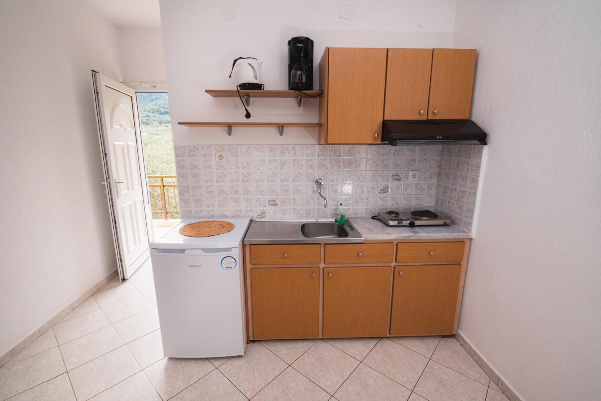 House Elena Apartman Kínira Kültér fotó